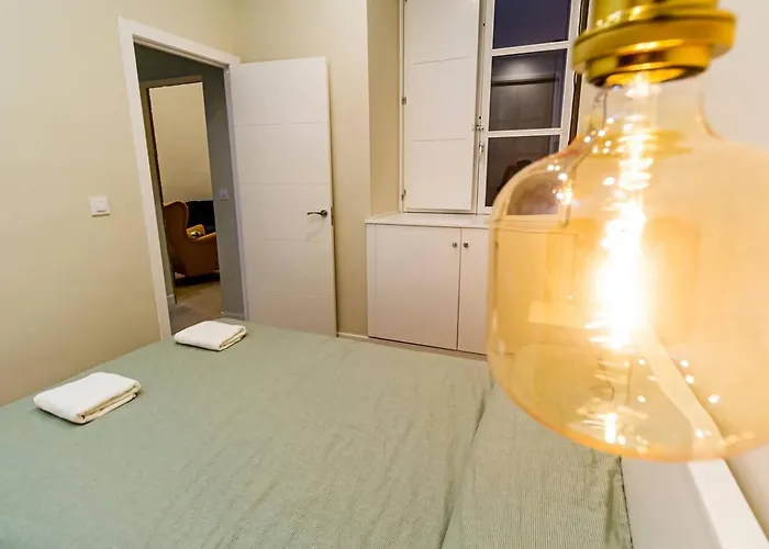 Simplyhosted Casa Candelaria Apartamento *