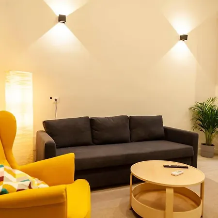 Apartament Sh Casa Candelaria. En El Centro. Kadyks